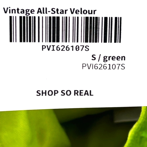 GSUWOO Apple Green Velour Shorts - Picture 4 of 11